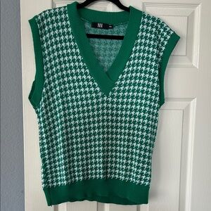 Green and White Houndstooth Sweater Vest